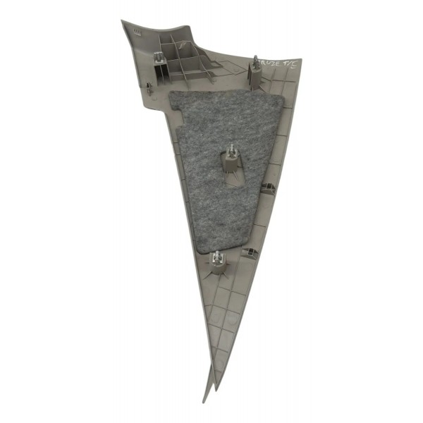 Acabamento Coluna Traseira Esq Chevrolet Cruze Sedan 2014 15