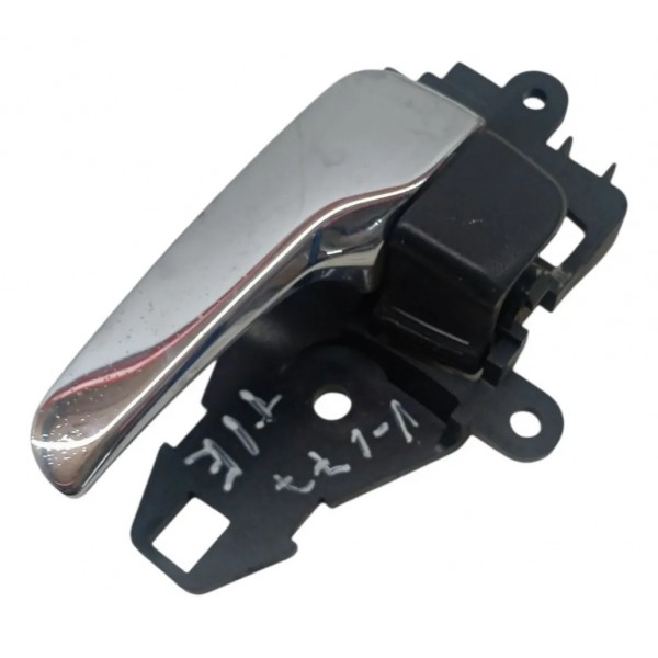 Maçaneta Interna Traseira Esquerda Mitsubishi Outlander 2010