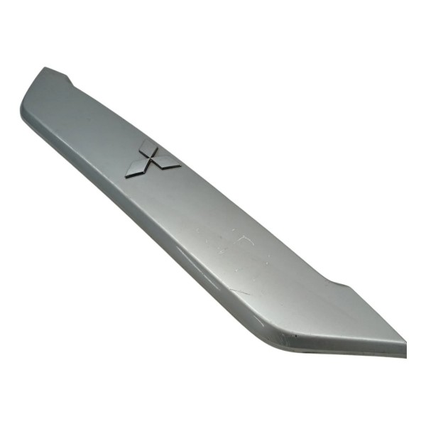 Acabamento Friso Tampa Traseira Mitsubishi Outlander 2010