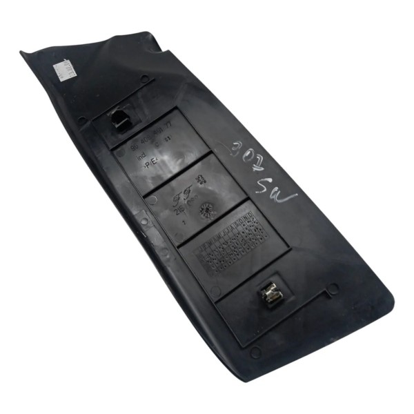Moldura Descanso Pé Peugeot 307 Sw 2.0 2009 2010 2011 2012