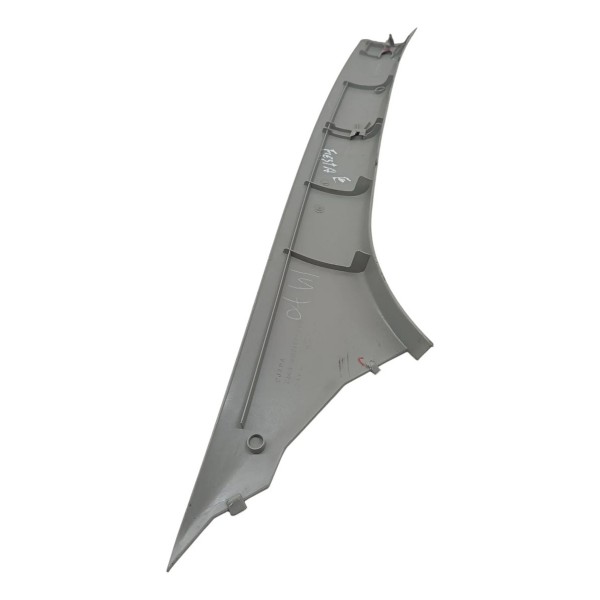 Moldura  Parabrisa Esquerdo Ford Fiesta 2007 Detalhe