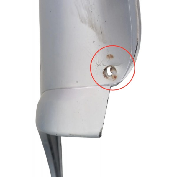 Parachoque Traseiro Chevrolet Corsa Sedan 1.8 2007 Detalhe