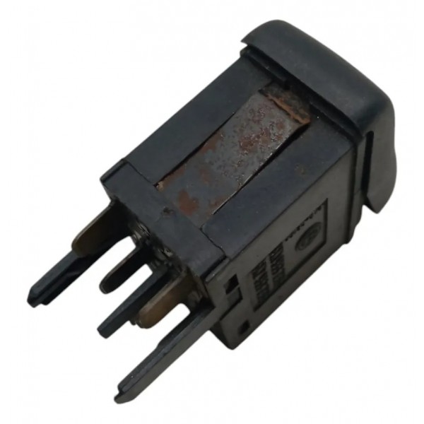 Botão Pisca Alerta Volkswagen Polo Van Seat 1999 2000 2001 Preto