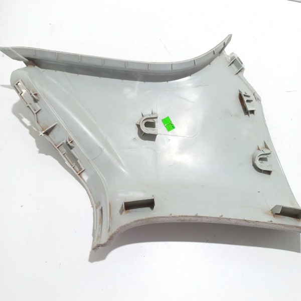 Aplique Coluna Porta Malas Volkswagen Jetta 2009