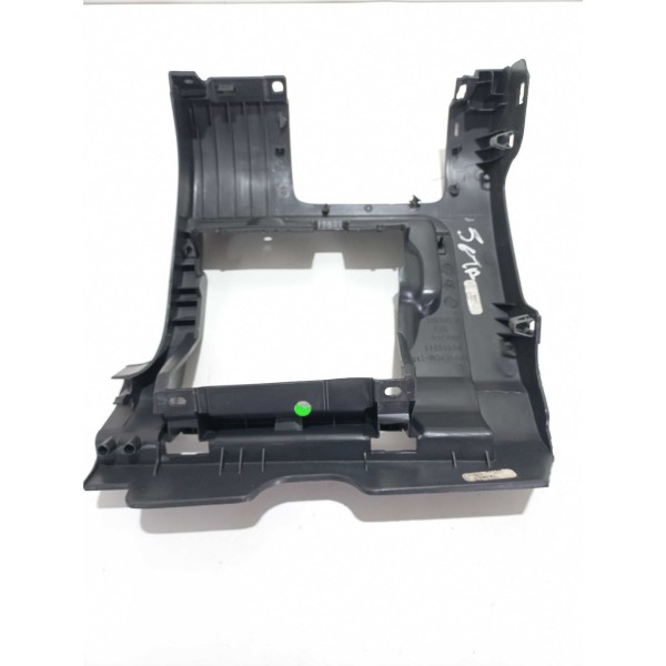 Acabamento Inferior Fusivel Lado Esquerdo Vw Jetta 2009