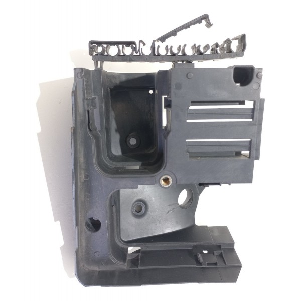 Suporte Caixa Fusível Motor Vw Jetta 2009