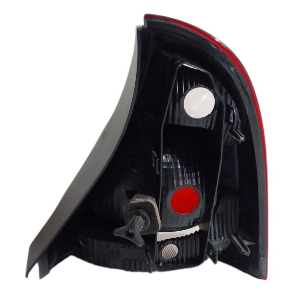 Lanterna Traseira Esquerda Renault Clio 2017  Esquerdo Vermelho