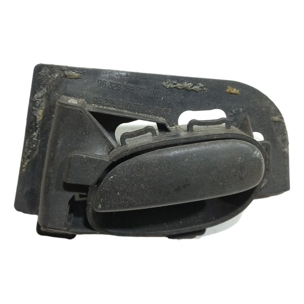 Maçaneta Interna Traseira Direita Peugeot 206 - Preto - Traseira