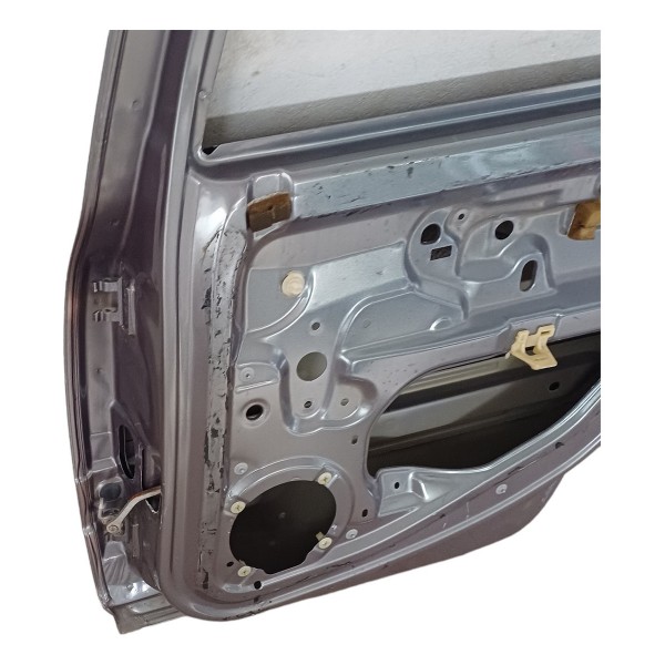Porta Traseira Direita Clio 2008 Detalhes