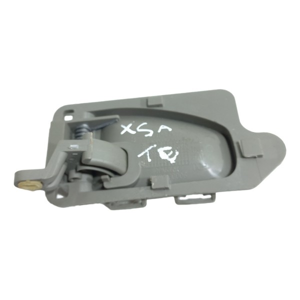 Maçaneta Interna Traseira Esquerda Xsara Picasso 2002 Cinza Traseira