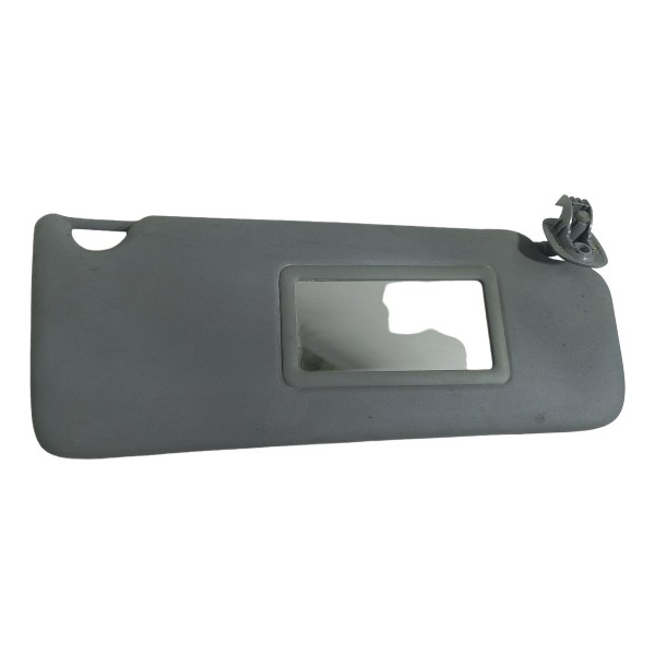 Quebra Sol Direito Renault Clio