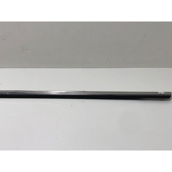 Friso Da Porta Traseira Esquerda Chevrolet Captiva