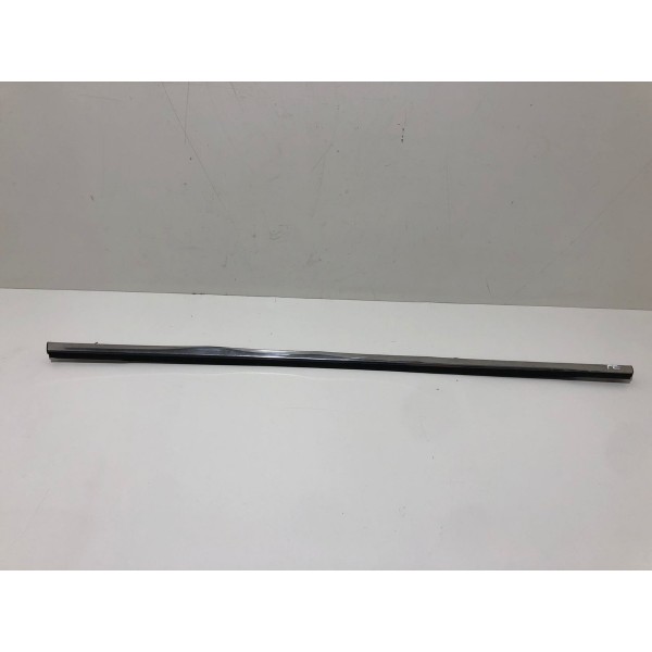 Friso Da Porta Traseira Esquerda Chevrolet Captiva