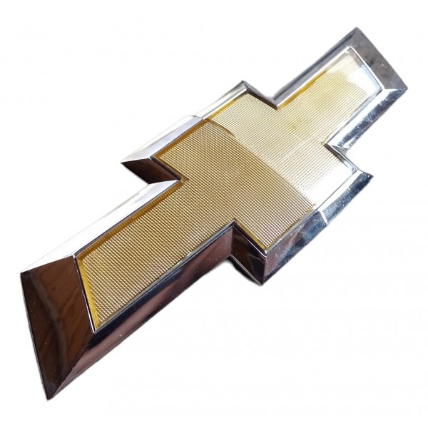 Emblema Dianteiro Chevrolet Cruze 2010 Detalhes  Cromado Amarelo